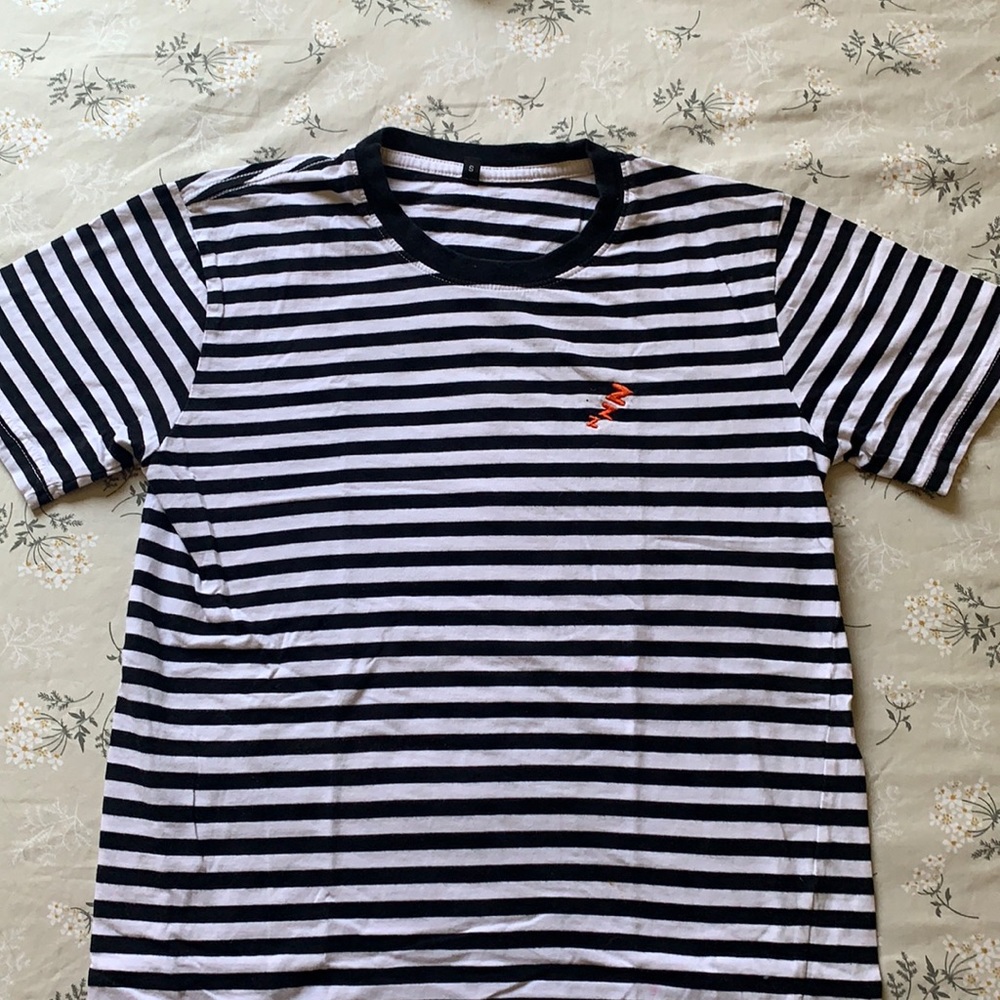 ✿❀Basic striped tee with Zzz patch❀✿